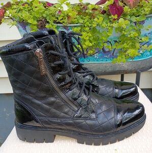 The Flexx Black Quilted Boots Size 7.Like New.